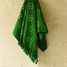 Winter's Call ❁ Tie & Dyed | Kutchi Bhujodi Weaving - Bandhani ( Tie-dyed ) Woolen Shawl - Green