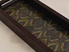 Joyance | Patola Tray With Handle