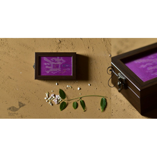 special gift - patola jewelry box