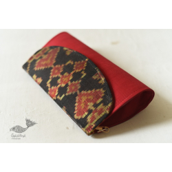 A pocket full of joy | Patola Clutch Purse - Red & Black