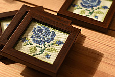 Joyance | Coaster - Blue Rose ( Set of Four )