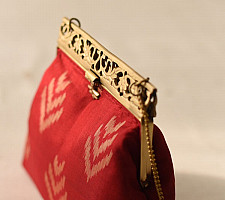 A pocket full of joy | Patola Red Clutch Purse