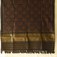 Vasant . वसंत ~ Woolen Patola Shawl ~ Black Diamond Motif