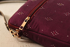 Dots & weaves | Tangaliya Sling Bag - Purple