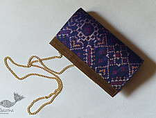 A pocket full of joy | Patola Purse - Blue