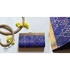 A pocket full of joy | Patola Purse - Blue