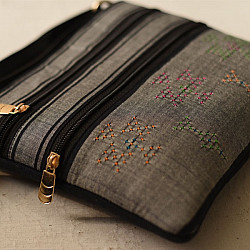 Dots & weaves | Tangaliya Sling Bag - Black & Grey