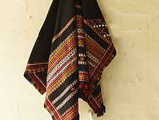 Winter's Call ❁ Kutchi Embroidered Mirror Work & Bhujodi Woven Woolen Black Shawl