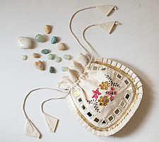 A pocket full of joy | Embroidered Potli Purse With Detachable Belt - Off White