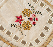 A pocket full of joy | Embroidered Potli Purse With Detachable Belt - Off White