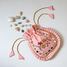 A pocket full of joy | Embroidered Potli Purse With Detachable Belt - Light Pinnk