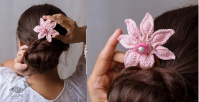 Crochet ✩ Hair Stick - Soft Pink Cosmos 