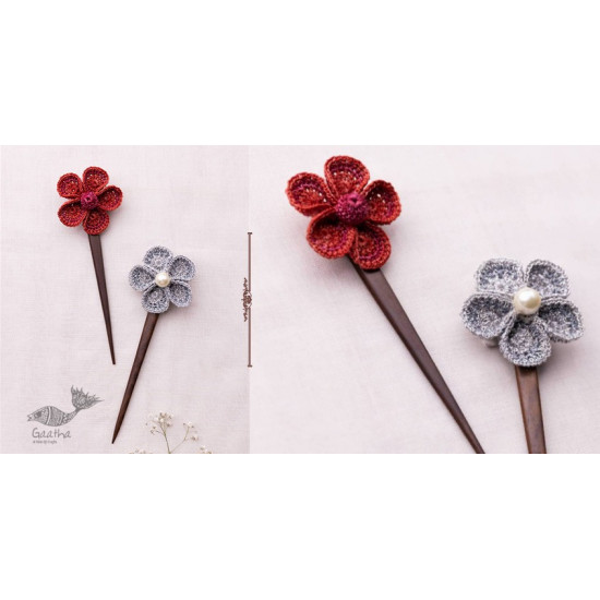 shop Multicoloured Five Petal Flowers Hair Stick (Pair) ~ Red