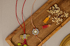 Crochet Rakhi -⚬- Rakhi & Lumba Set Paakhi Seepi (Set of 2)