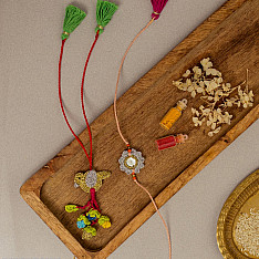 Crochet Rakhi -⚬- Rakhi & Lumba Set Paakhi Seepi (Set of 2)