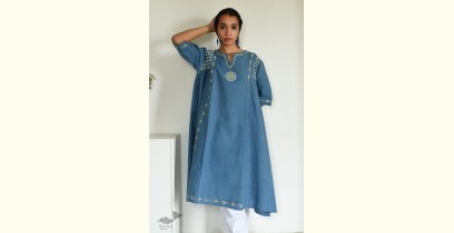 Tahzeeb . तहज़ीब ~ Handloom Cotton - Chikankari Embroidered Abha Kurta