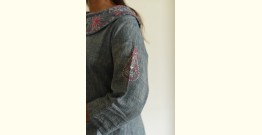 Tahzeeb . तहज़ीब ~ Handloom Cotton - Chikankari Embroidered Full Sleeve Tunic - Grey