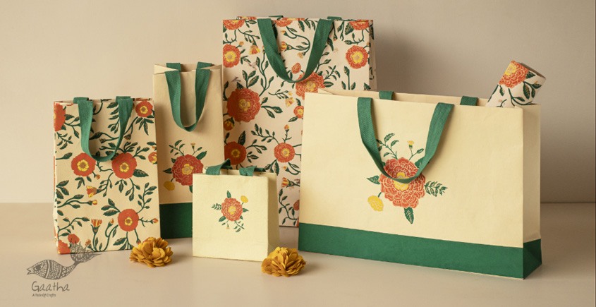 Handcrafted Recycled Paper Floral Gift Bags with Gift Tag Set of 6 Pur –  Sweet Us
