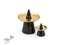 Trataka | Pyramid Incense Stick black (Two options Large/Small)