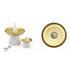 Trataka | Pyramid Incense Stick white (Two options Large/Small)