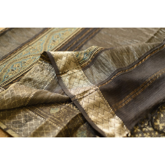 shop handmade Ajrakh Printed Maheshwari Saree