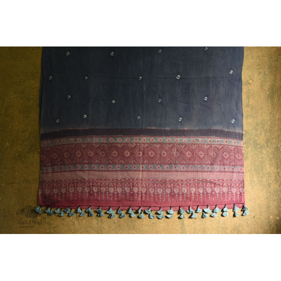 shop Ajrakh bandhani block print -  Woolen shawl 