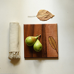 Wood & Wine - Wooden Trivet / Hot Pot Plate - Leaf