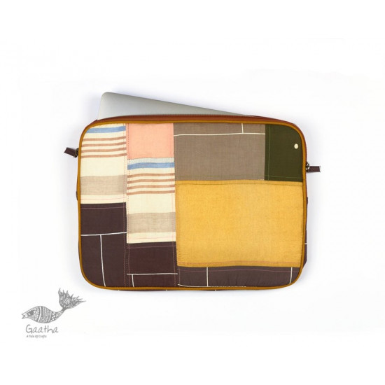 shop Dreamer Laptop Sleeve