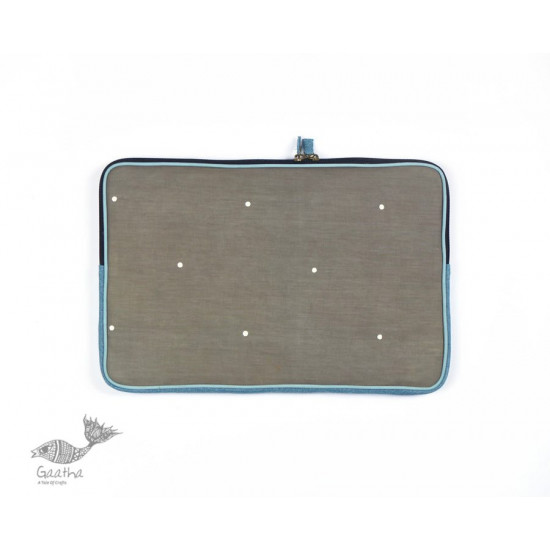 shop Polka dot laptop sleeve