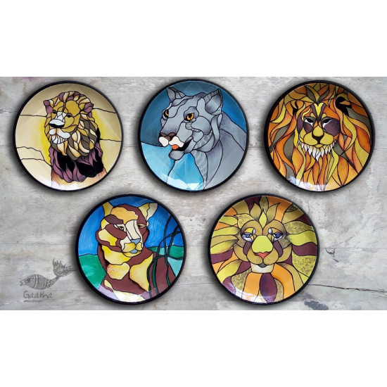 shop Hand Painted Wall Plate (Set of 5) - Cats