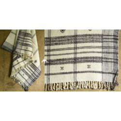 Salt Deserts of Kutch | Kutchi Bhujodi Hand-spun Raw Woollen Shawl - Cream Colour