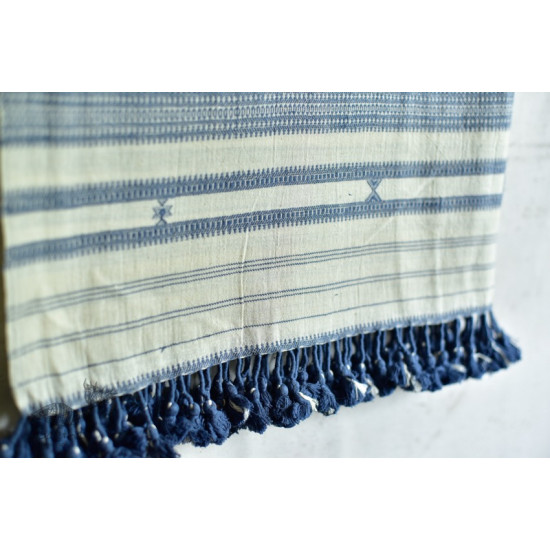 shop handwoven kala cotton bhujodi dupatta