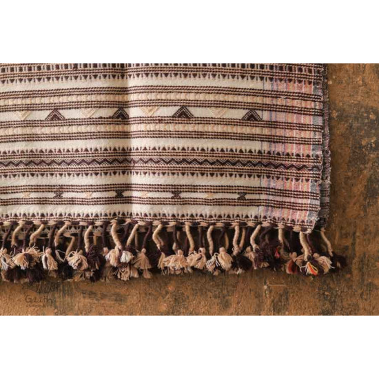 Salt Deserts of Kutch ❅ Raw Woolen Stole ❅ 4