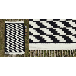 Handwoven Dhurrie | Cotton Mat / Aasan - Zig Zag