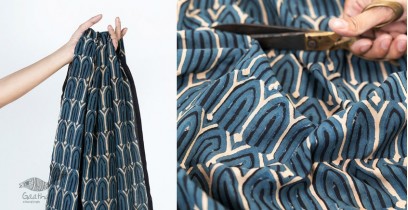 Block Printed Fabric ✩ Cotton Fabric - Yamira Black & Indigo - Per meter