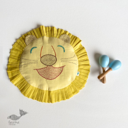 Organic Cotton ★ New Born Gift Set (Lion Pillow + 2 Wooden Maracas) ★ 4