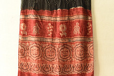 Flavors of fusion | Tabi Silk Ajrakh Bandhani Stole - Black & Red