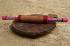 Kutch lacquer rolling pin ~ Belan { E }