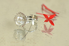 Bihag . Glass Jewellery ☼ Dandelion And Dew Drop Ring ~ 23