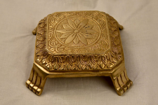 Ahar ❋ Brass . Solid Carving Bajoth ( 1.5 KG)