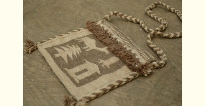 Maaldhari village (Handwoven woolen bag)
