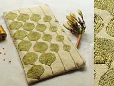 A Garden To Keep ✽ Aari Embroidered . Pouch ✽ 20