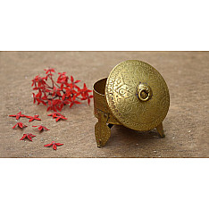 Ahar ✽ Brass ~ 4" x 4" x 4.2"  Mukhwas Box