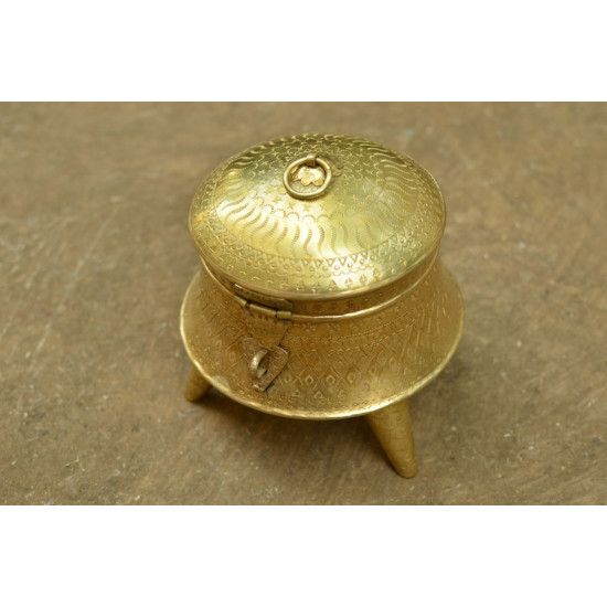 shop handmade pure brass paan dan