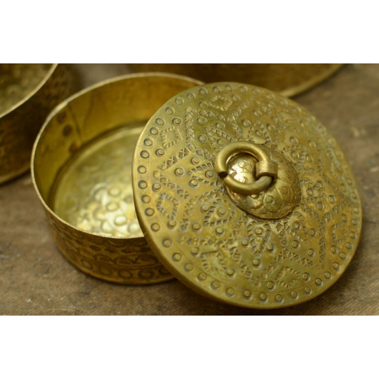 handmade brass mukhvas box with tray