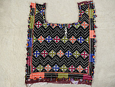Sanay ✽ Hand Embroidered Antique Pieces ✽ 19