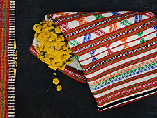 Unni ☕ Handwoven Woolen Shawl . 14