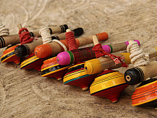Kutch lacquer ~ Spinning Top - भमरडो { A }