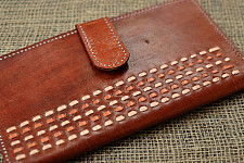 Itsy-bitsy! ❖ Kutchi Leather Purse { 1 }