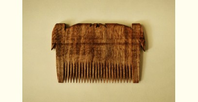 Wooden comb ~ Tribal markings { 1 }
